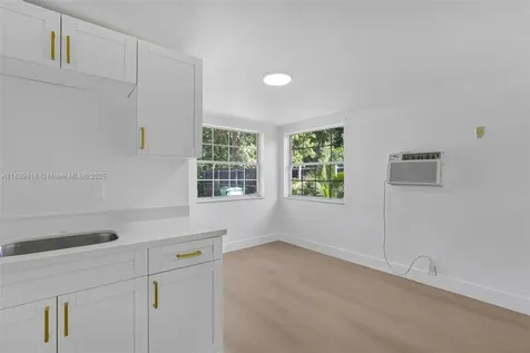 1315 NE 146th Street Miami FL 33161