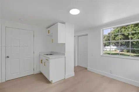 1315 NE 146th Street Miami FL 33161