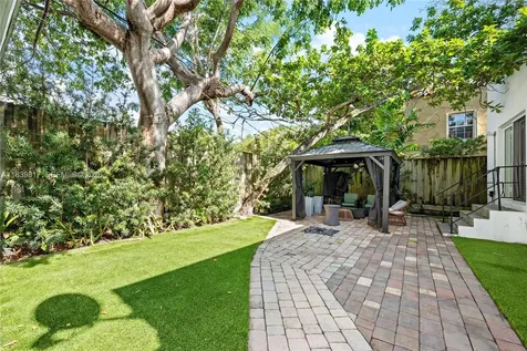 2511 Tequesta Lane Coconut Grove FL 33133