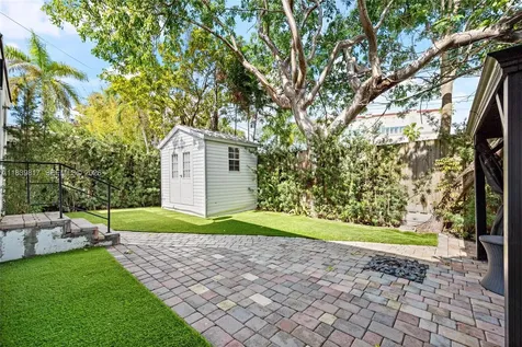 2511 Tequesta Lane Coconut Grove FL 33133