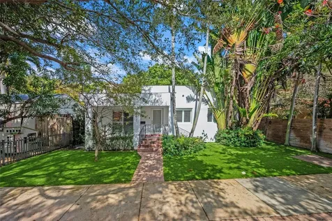 2511 Tequesta Lane Coconut Grove FL 33133