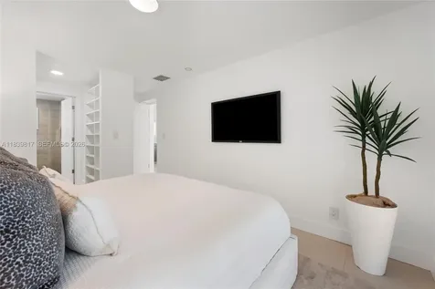 2511 Tequesta Lane Coconut Grove FL 33133
