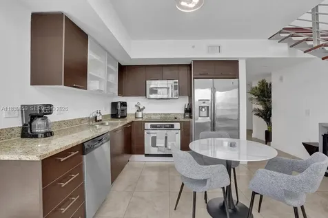 41 SE 5th Street Miami FL 33131