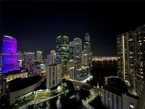 41 SE 5th Street Miami FL 33131