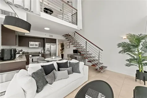 41 SE 5th Street Miami FL 33131