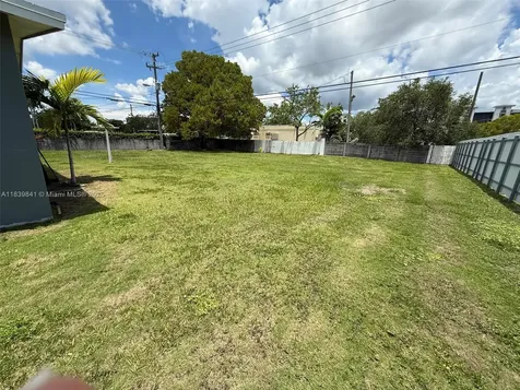 9625 SW 181st Terrace Palmetto Bay FL 33157