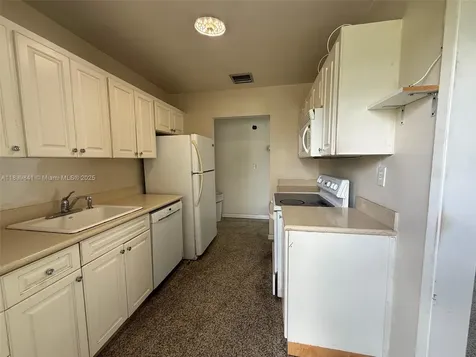 9625 SW 181st Terrace Palmetto Bay FL 33157