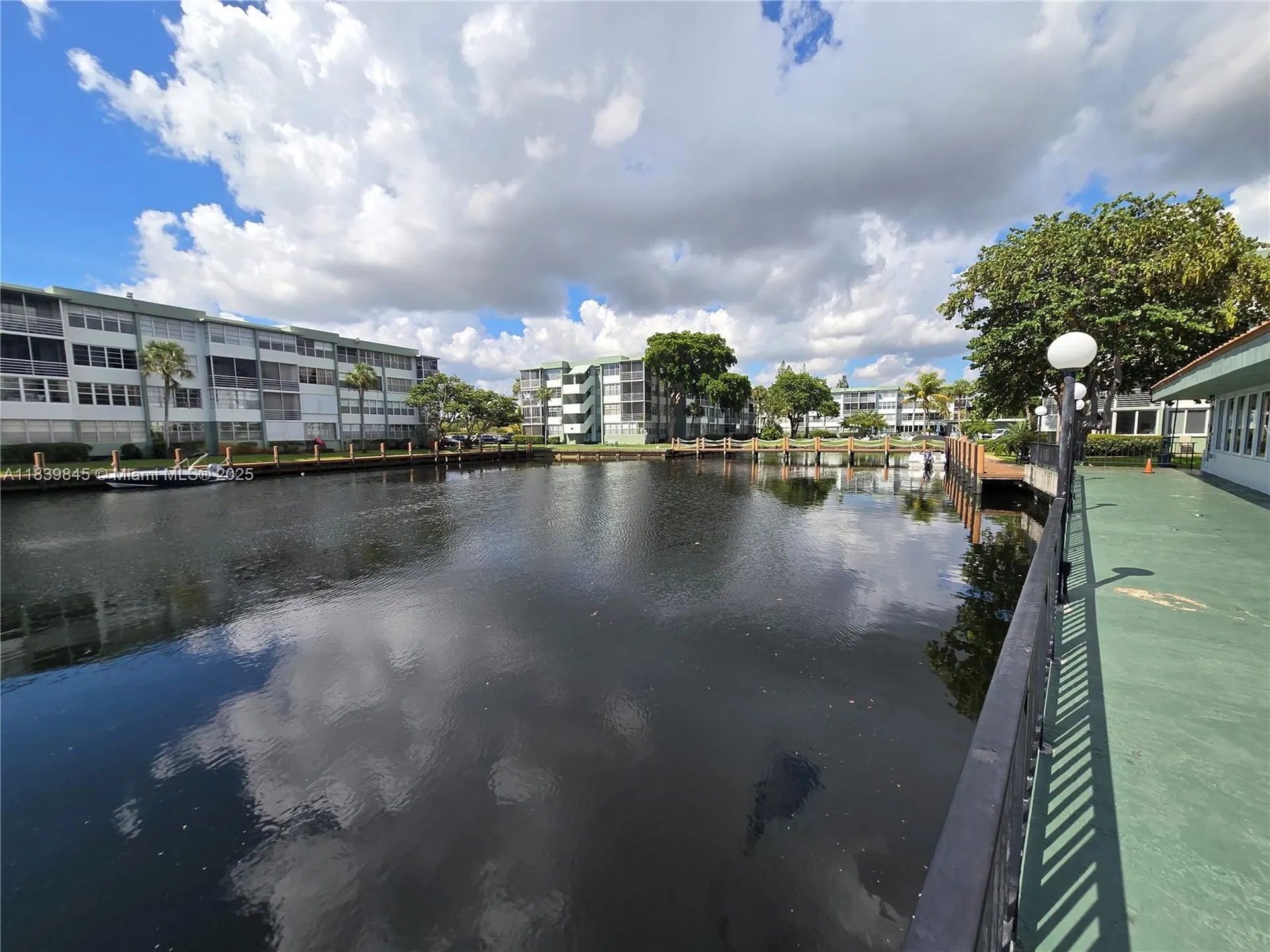 2731 Taft Street Hollywood FL 33020