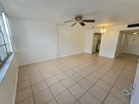 2731 Taft Street Hollywood FL 33020