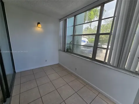 2731 Taft Street Hollywood FL 33020