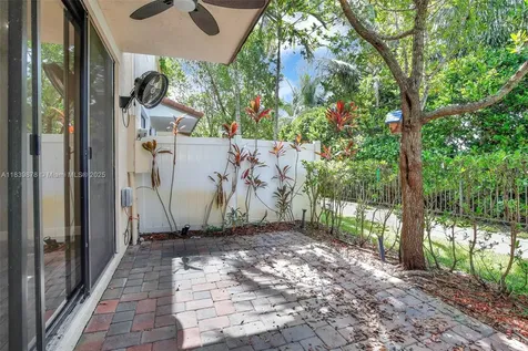 20946 NW 1st Street Pembroke Pines FL 33029