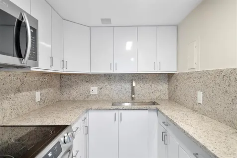 900 Bay Drive Miami Beach FL 33141