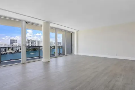 900 Bay Drive Miami Beach FL 33141