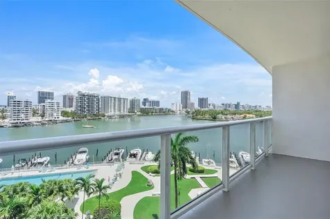900 Bay Drive Miami Beach FL 33141