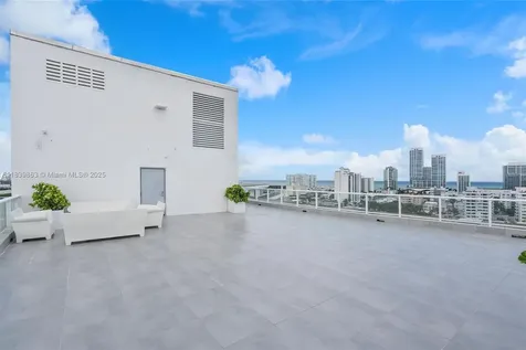 900 Bay Drive Miami Beach FL 33141