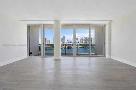 900 Bay Drive Miami Beach FL 33141