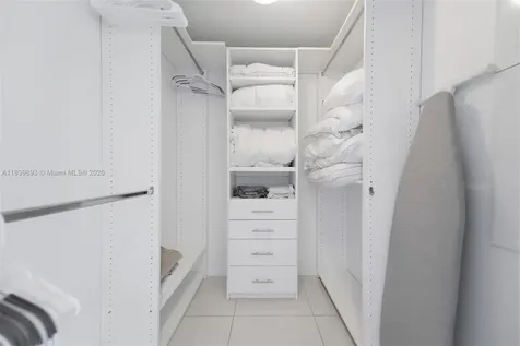 485 Brickell Avenue Miami FL 33131
