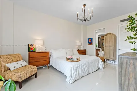 20379 W Country Club Drive Aventura FL 33180