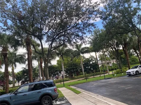 6006 Plum Place Tamarac FL 33321