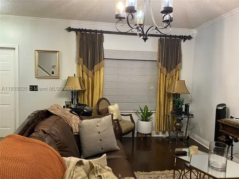 6006 Plum Place Tamarac FL 33321