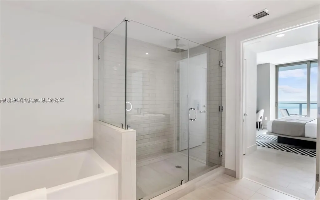4010 S Ocean Drive Hollywood FL 33019