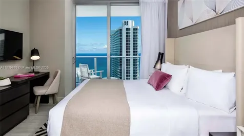 4010 S Ocean Drive Hollywood FL 33019