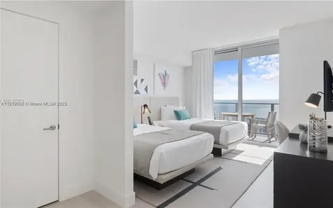 4010 S Ocean Drive Hollywood FL 33019