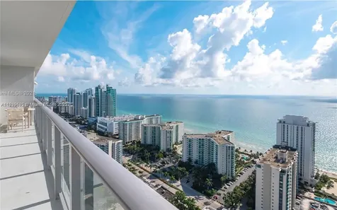 4010 S Ocean Drive Hollywood FL 33019