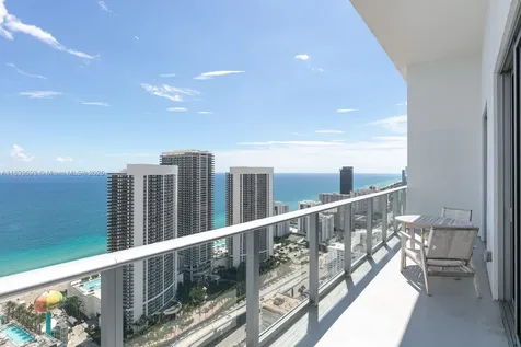 4010 S Ocean Drive Hollywood FL 33019