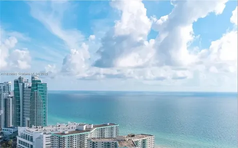 4010 S Ocean Drive Hollywood FL 33019