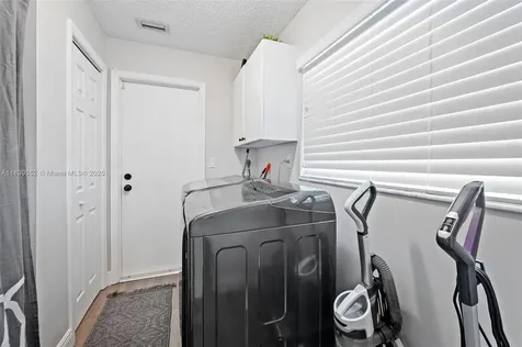 2250 NW 41st Avenue Coconut Creek FL 33066