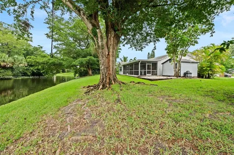 2250 NW 41st Avenue Coconut Creek FL 33066