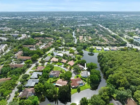 2250 NW 41st Avenue Coconut Creek FL 33066