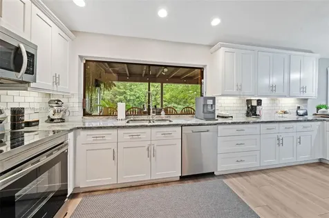 2250 NW 41st Avenue Coconut Creek FL 33066