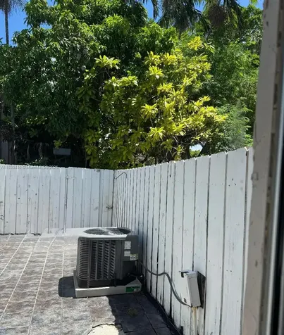 1180 W 42nd Place Hialeah FL 33012