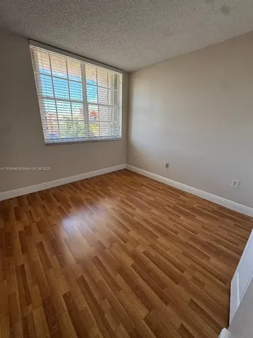 1180 W 42nd Place Hialeah FL 33012