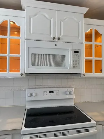 1180 W 42nd Place Hialeah FL 33012