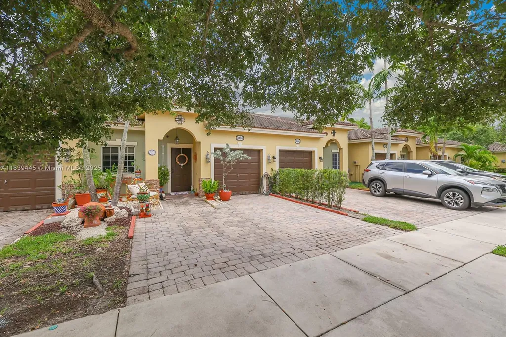 3248 NE 11th Drive Homestead FL 33033