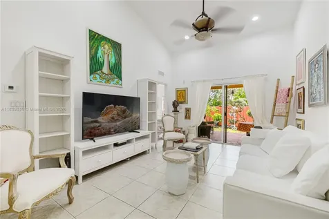 3248 NE 11th Drive Homestead FL 33033