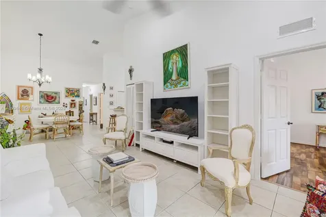 3248 NE 11th Drive Homestead FL 33033