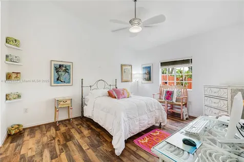 3248 NE 11th Drive Homestead FL 33033