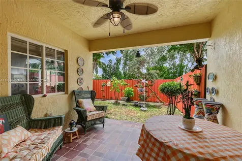 3248 NE 11th Drive Homestead FL 33033