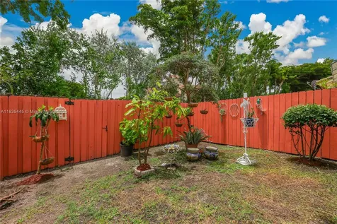 3248 NE 11th Drive Homestead FL 33033