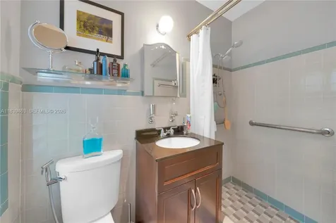 2665 SW 17th Avenue Miami FL 33133