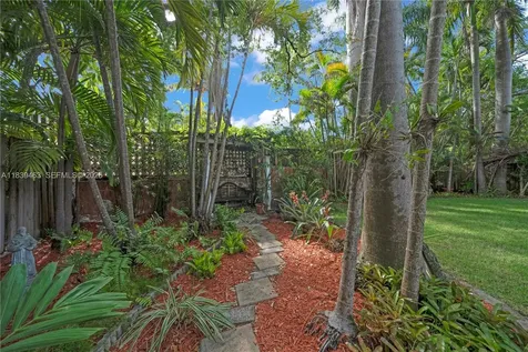 2665 SW 17th Avenue Miami FL 33133