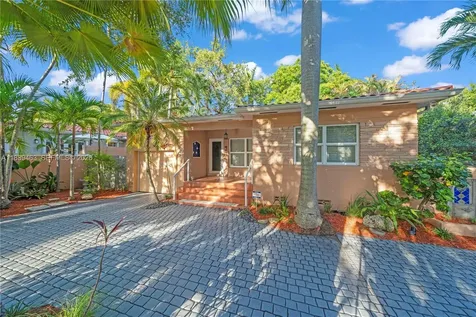 2665 SW 17th Avenue Miami FL 33133