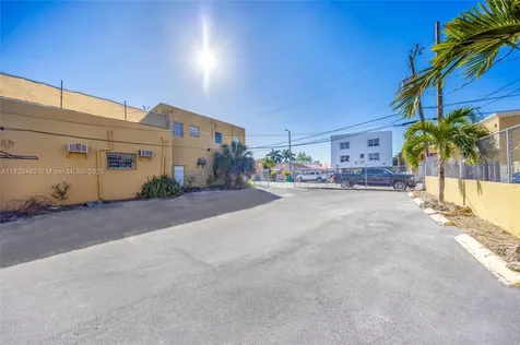 1554 W Flagler Street Miami FL 33135