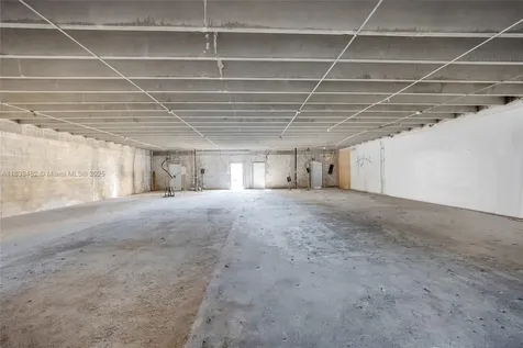 1554 W Flagler Street Miami FL 33135