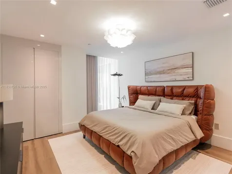17475 Collins Avenue Sunny Isles Beach FL 33160