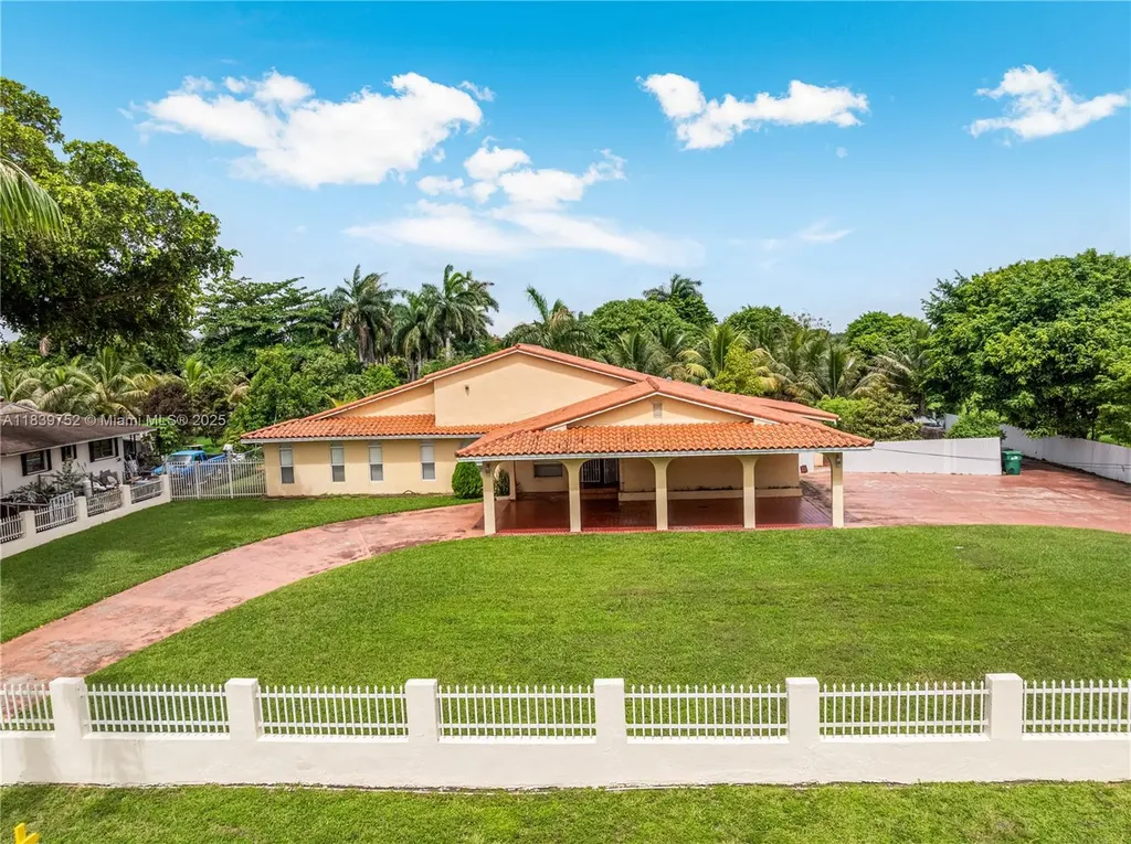 400 NW 128th Avenue Miami FL 33182